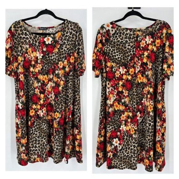 NWOT Heimish U.S.A. Animal Print Floral Design Shift Dress Black‎ Red Size 3XL - Picture 2 of 8
